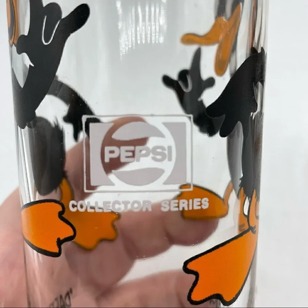 Pair of Vintage Looney Toons Daffy Duck Pepsi Glasses